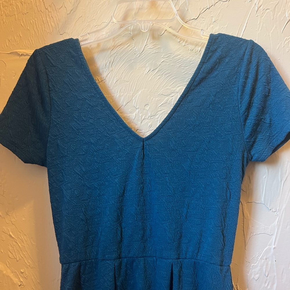 Simple Blue Dress with Bow on Back